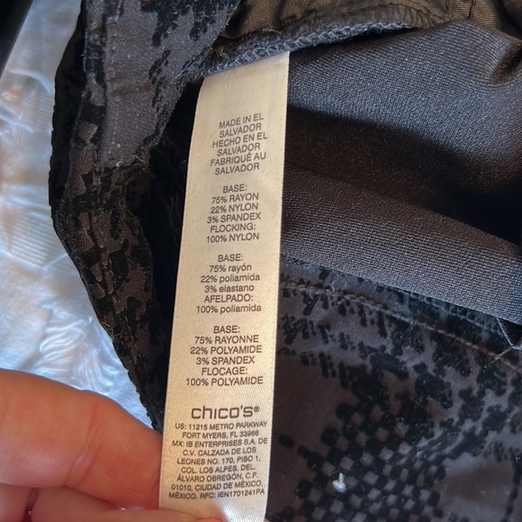 Chico’s Black Plaid Flock Josie Slim Ankle Sz 0.5=6 - Picture 4 of 4